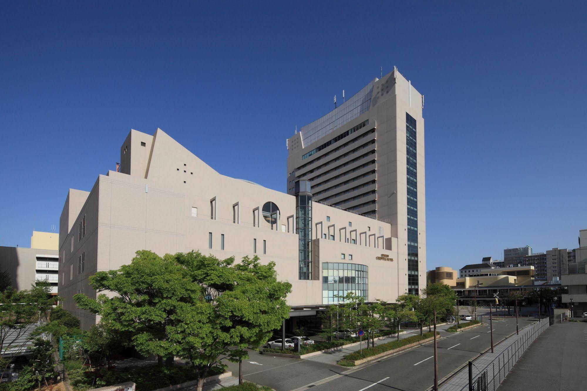 Kobe Seishin Oriental Hotel Exteriér fotografie